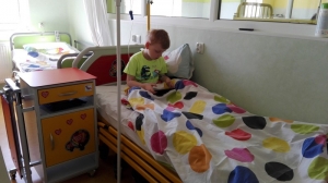 Kolorowe łóżka od WOŚP dla bytowskiej pediatrii